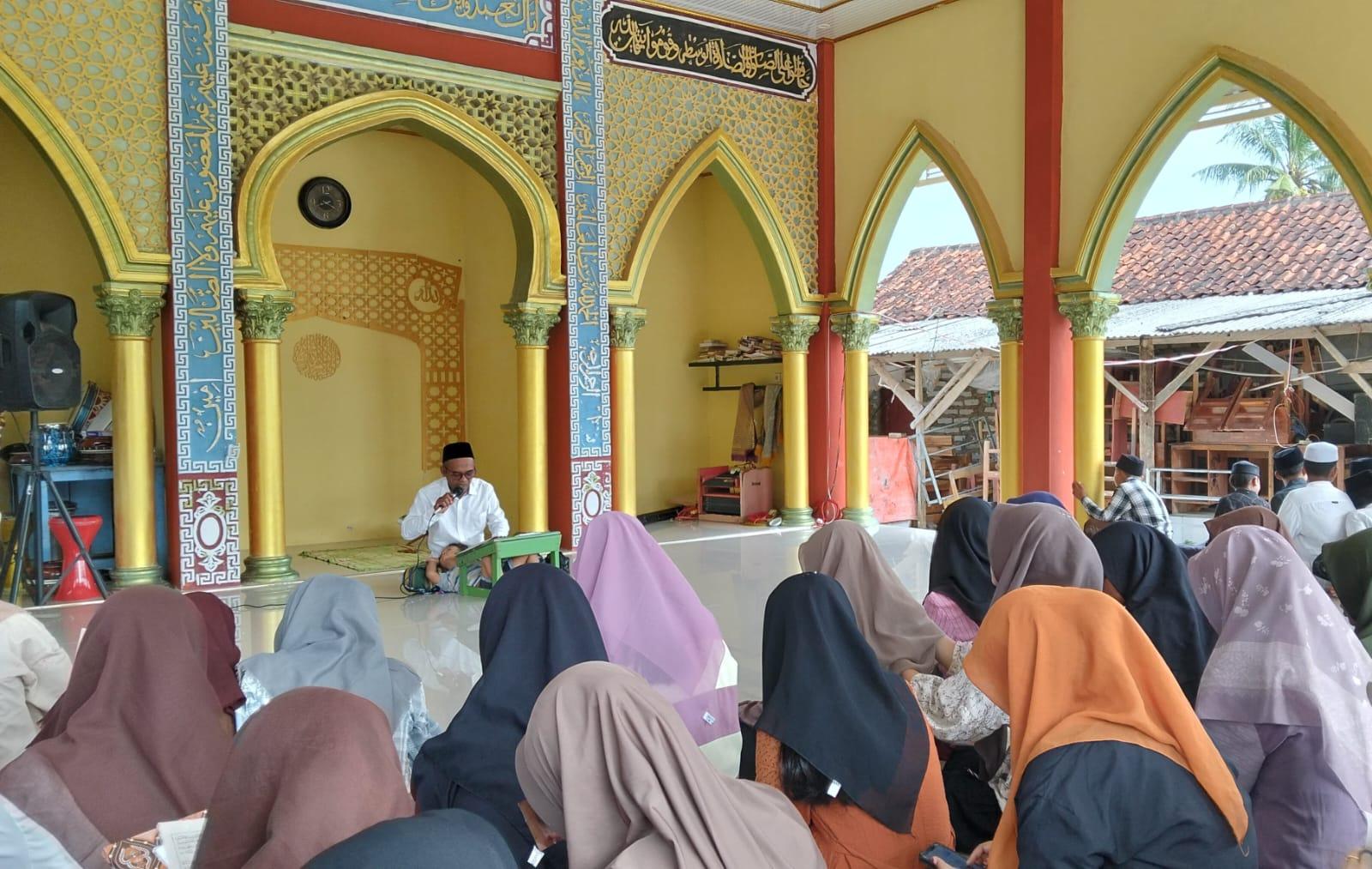 Kaji Hati dengan Hidayatul Azkiya’: Menapaki Syariat, Menyelami Tarekat, Menggapai Ma’rifat